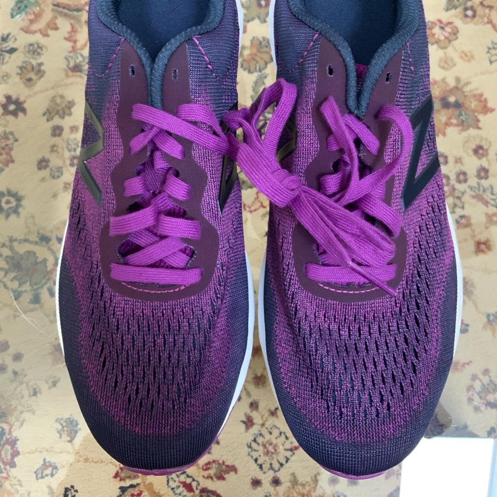 New Balance Arishi Running Shoes 8